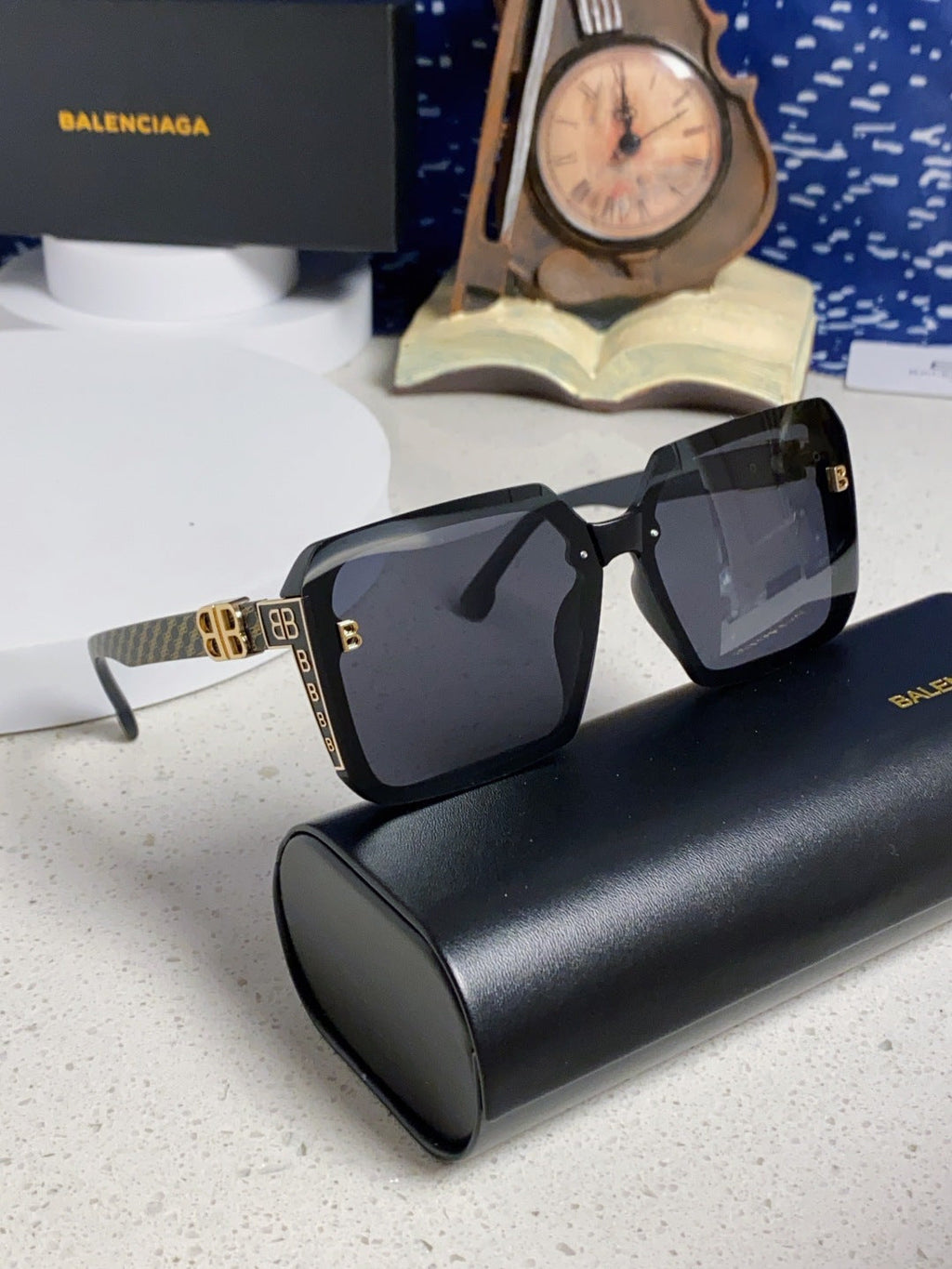 Balenciaga Square Gray Lens Sunglasses for Men & Women - 432557 - detail image 9