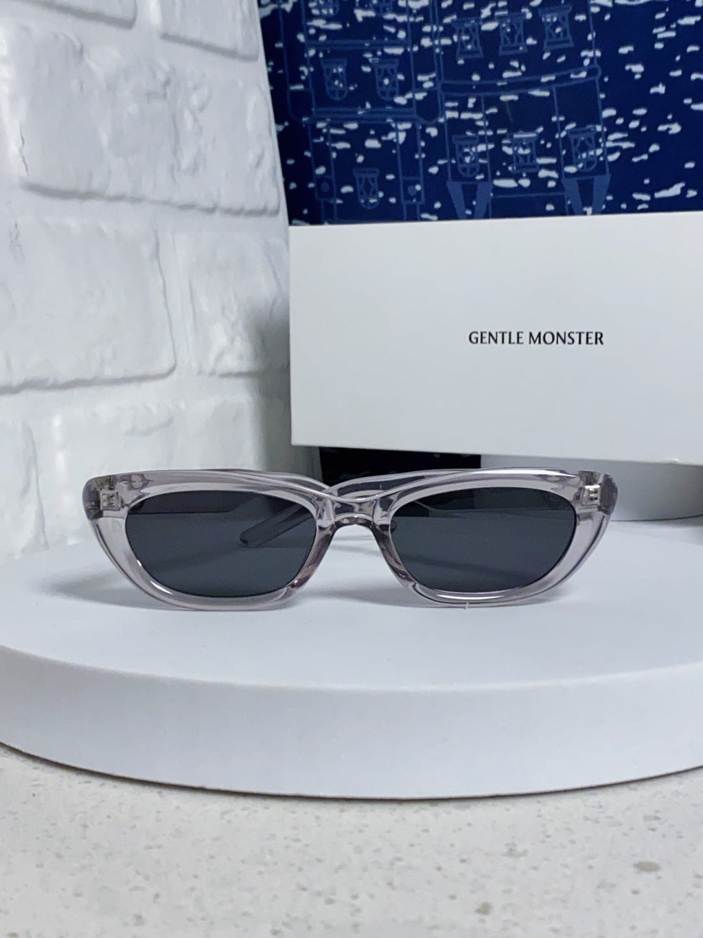 Gentle Monster 27AND7 Cat-Eye Silver Lens Sunglasses for Men & Women - detail image 2
