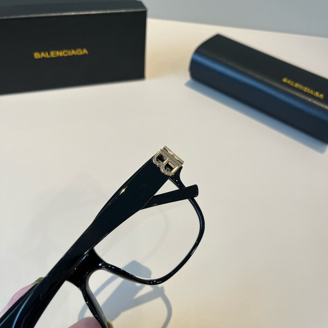 Balenciaga Folding Square Black Lens Sunglasses for Men & Women - 416090 - detail image 8