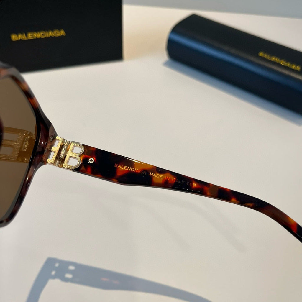 Balenciaga Folding Square Black Lens Sunglasses for Men & Women - 416091 - detail image 9