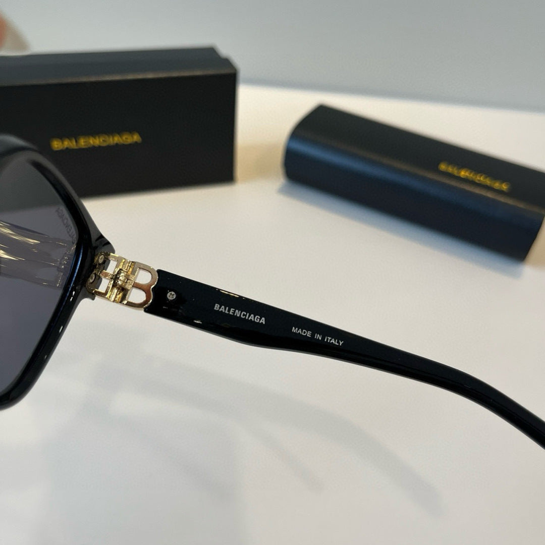Balenciaga Folding Square Black Lens Sunglasses for Men & Women - 466036 - detail image 7