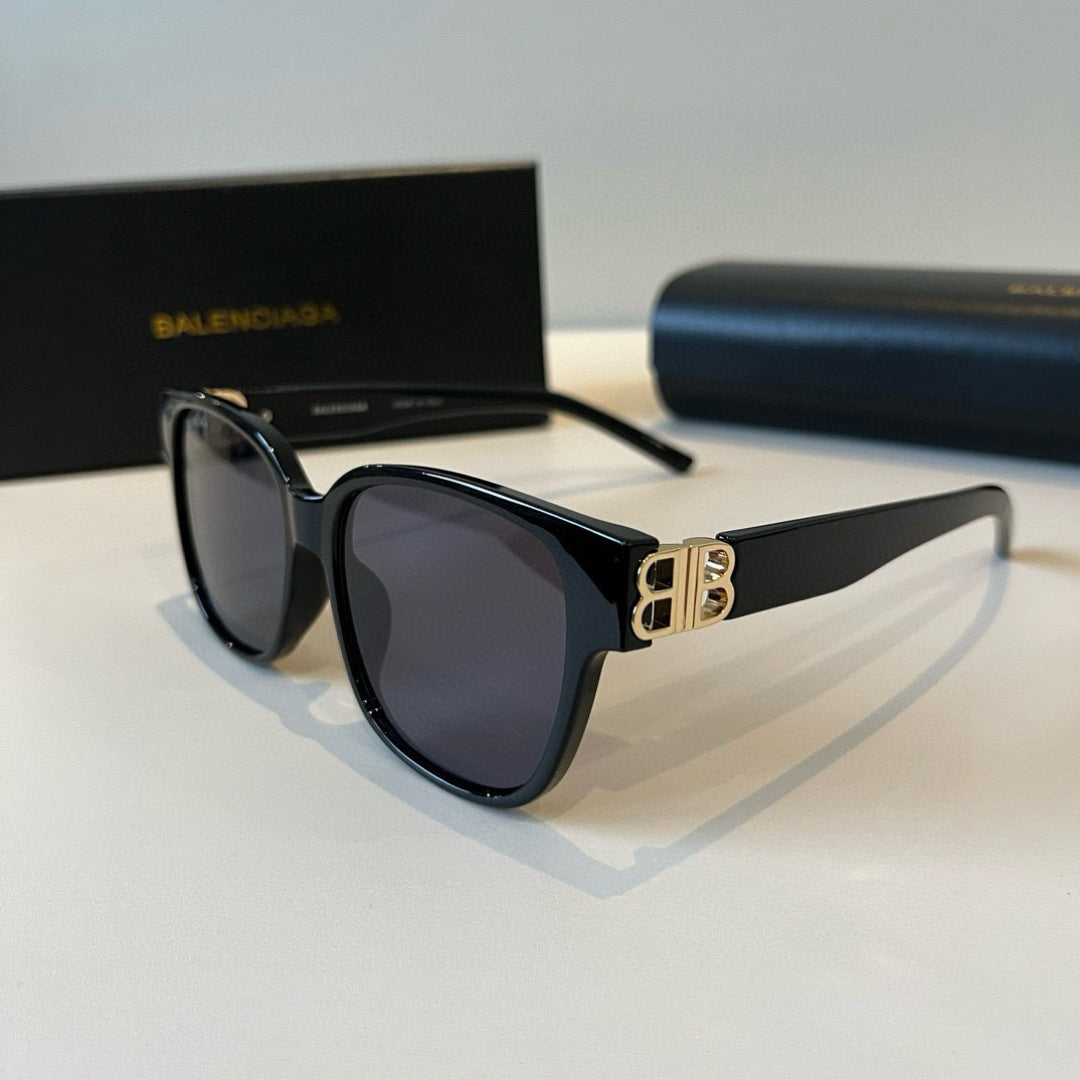 Balenciaga Folding Square Black Lens Sunglasses for Men & Women - 466036 - detail image 3