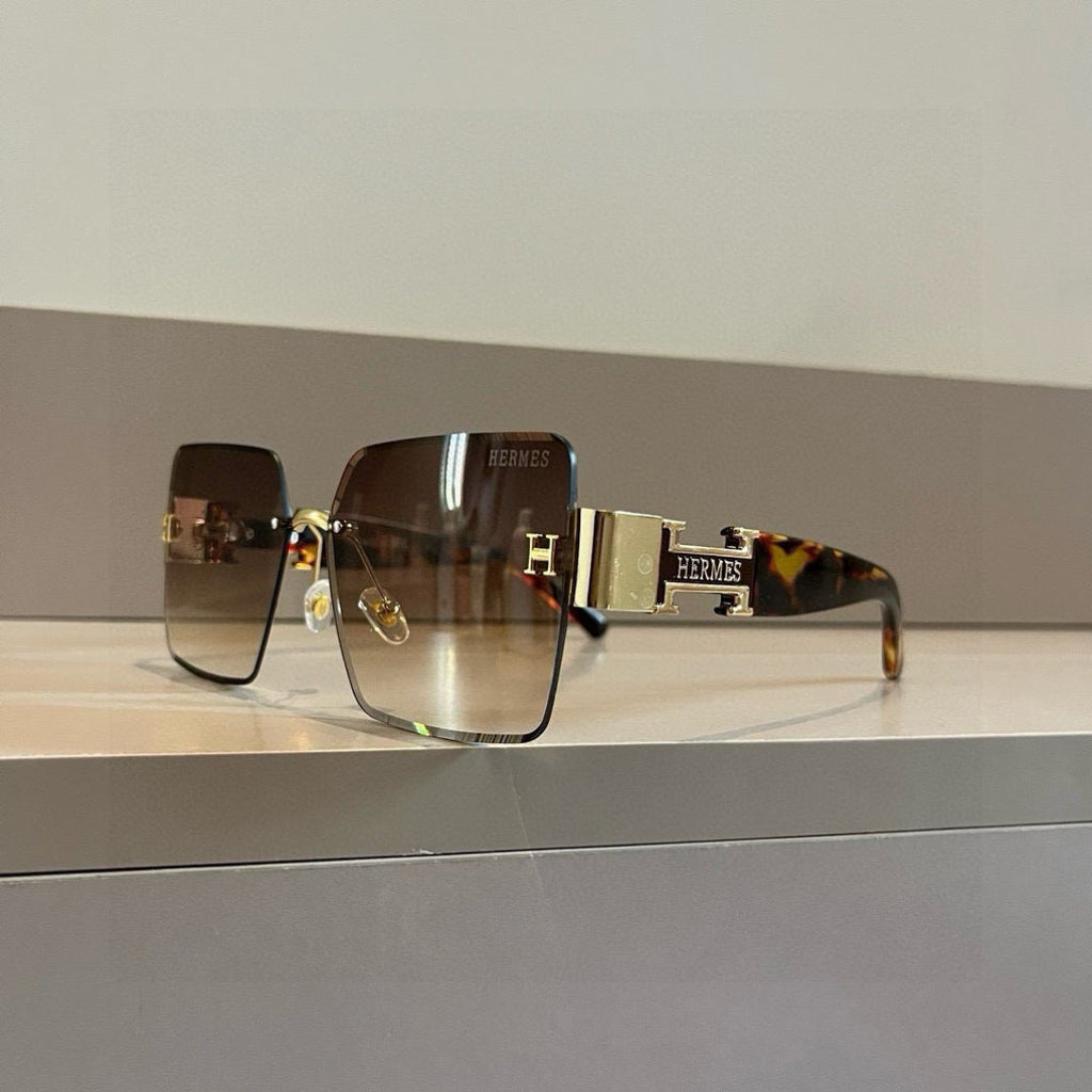 Hermès Oversized Gold Lens Sunglasses for Women - detail image 6