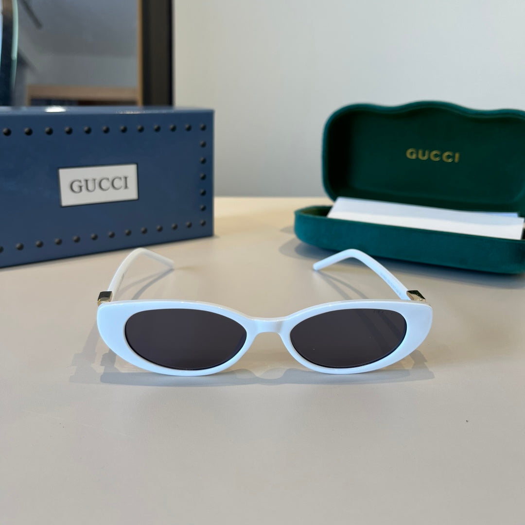 Gucci Polarized Fashion Silver Lens Sunglasses for Men & Women - 997585 - detail image 2