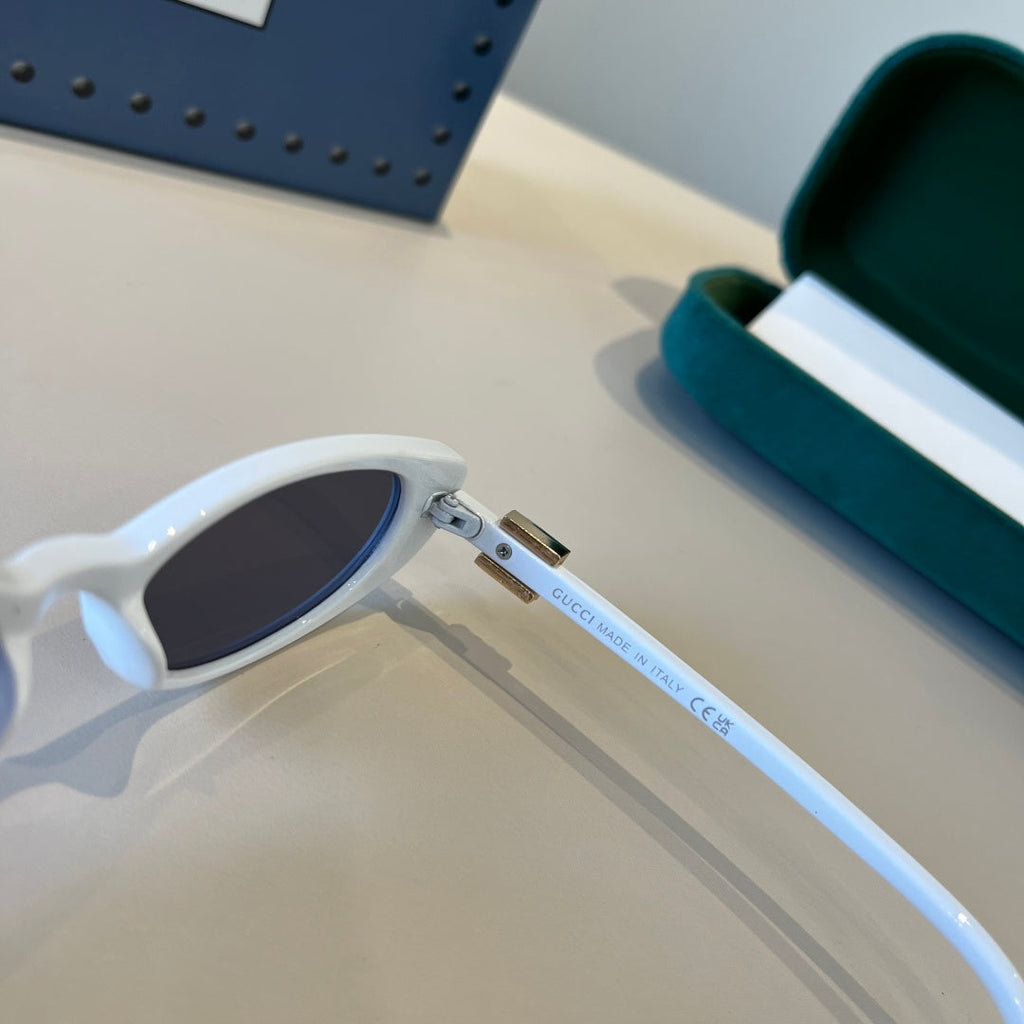 Gucci Polarized Fashion Silver Lens Sunglasses for Men & Women - 997585 - detail image 4