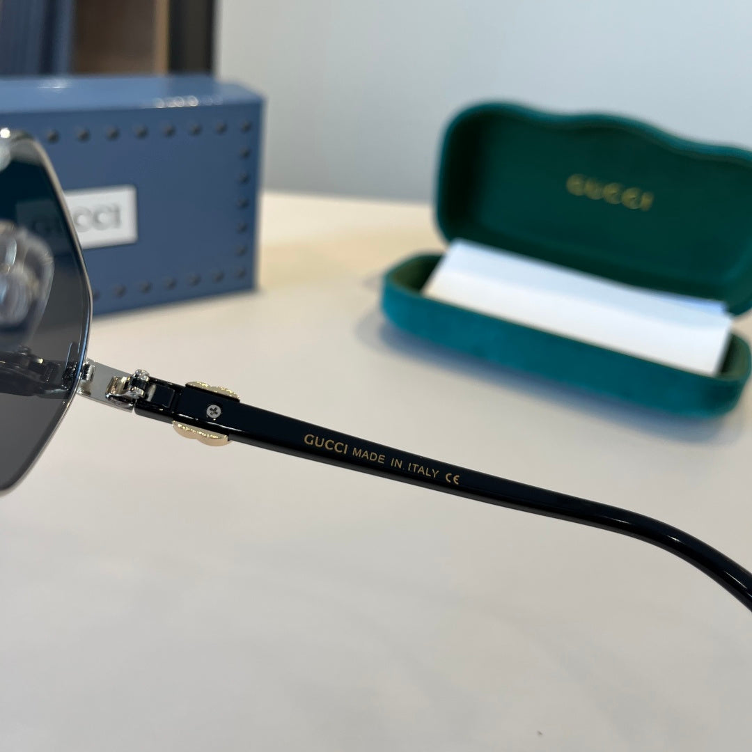 Gucci Polarized Fashion Silver Lens Sunglasses for Men - 866938 - detail image 5