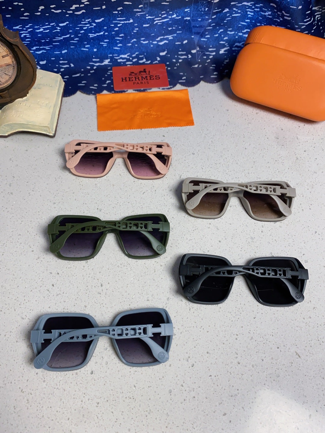 Hermès Polarized Round Gray Lens Sunglasses for Women - detail image 11