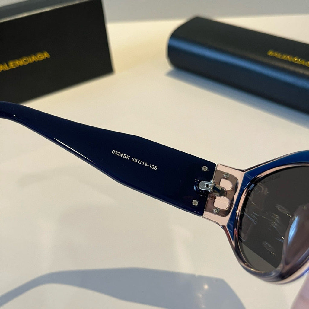 Balenciaga Rectangular Black Lens Sunglasses for Men & Women - 358661 - detail image 8