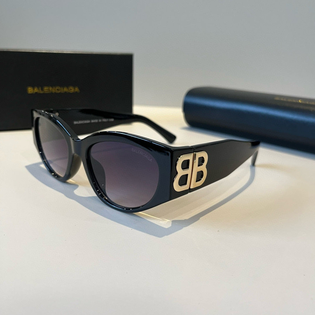 Balenciaga Rectangular Black Lens Sunglasses for Men & Women - 358662 - detail image 3