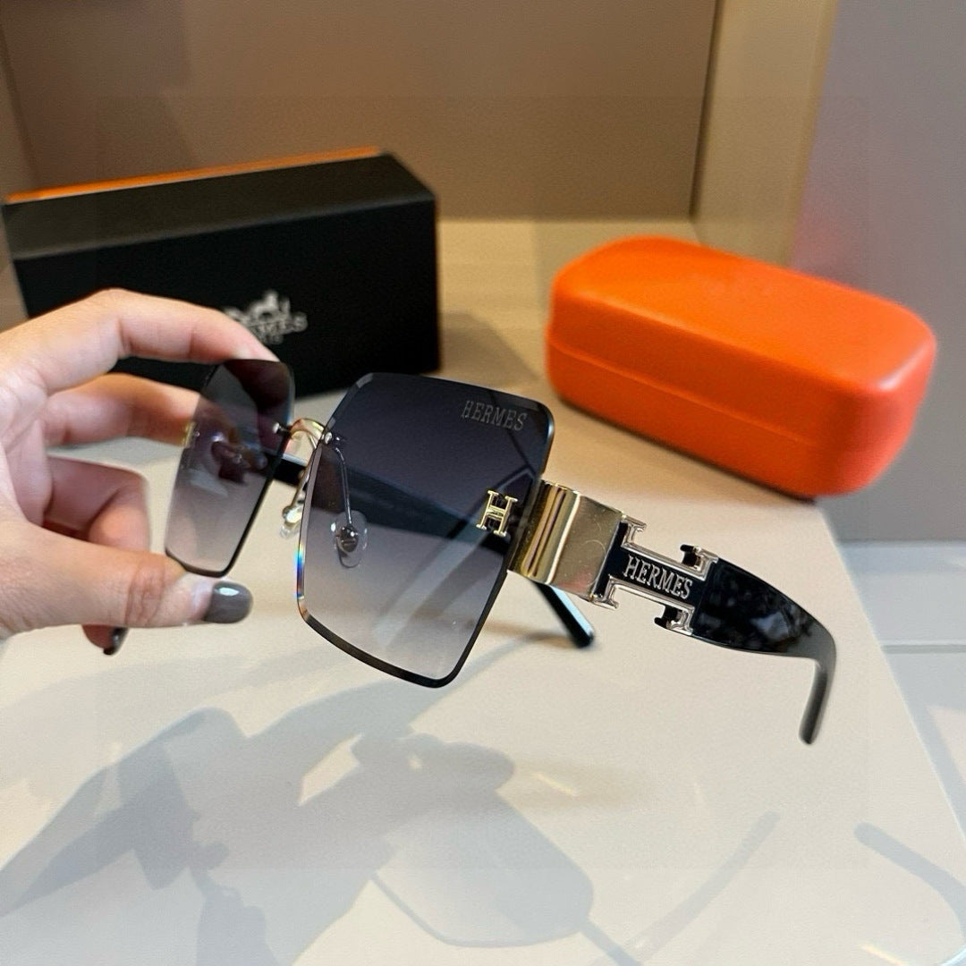 Hermès Oversized Gold Lens Sunglasses for Women - 416531 - detail image 3