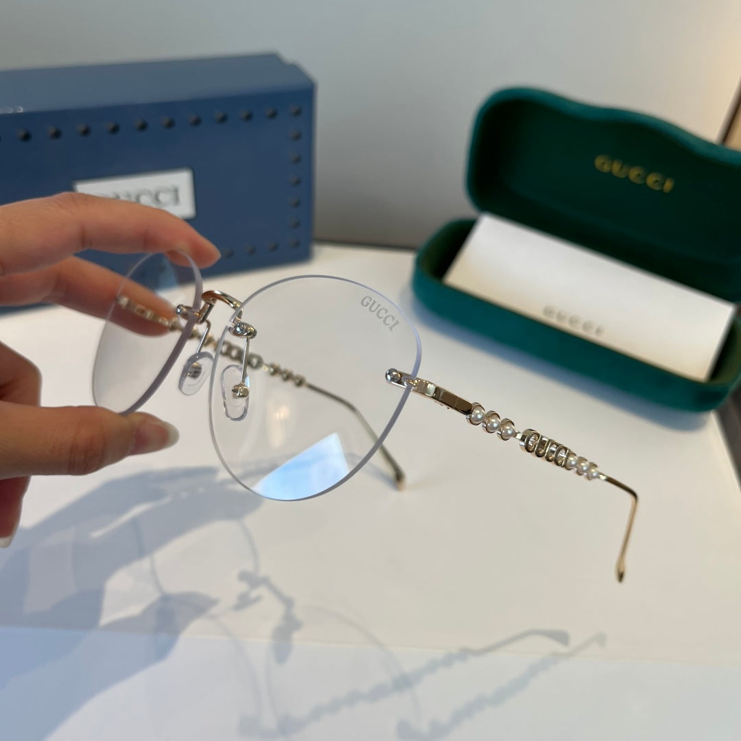 Gucci Oversized Silver Lens Sunglasses for Women - 866915 - detail image 4