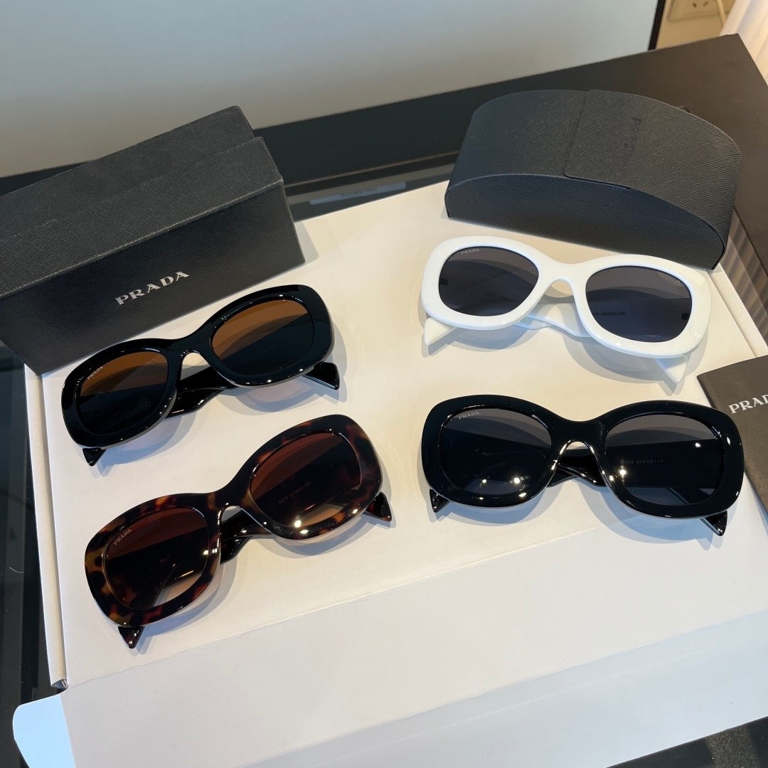 Prada Fashion Black Lens Sunglasses for Men & Women - 432093 - detail image 9