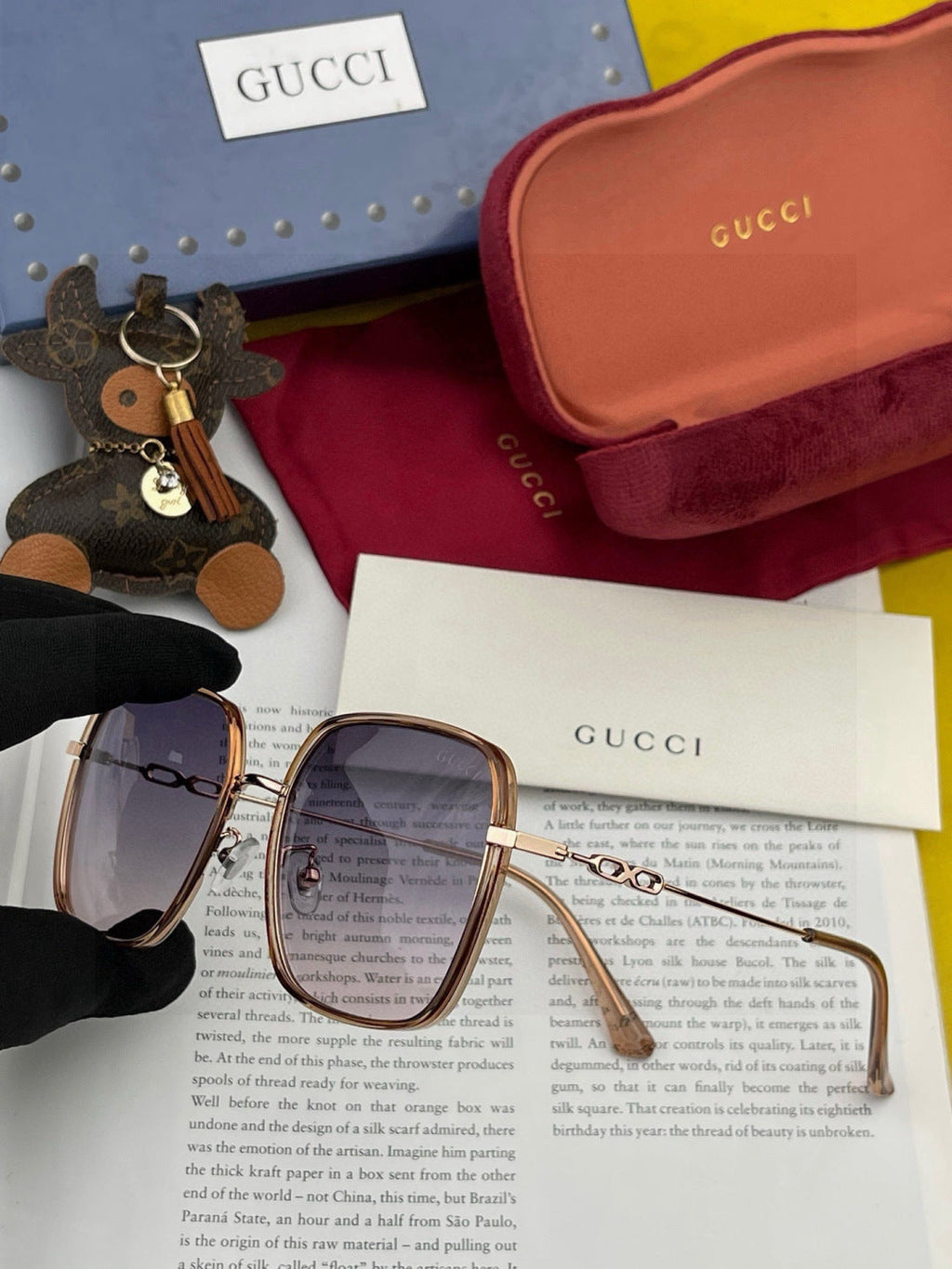 Gucci G1377 Polarized Round Red Lens Sunglasses for Men & Women - 997610 - detail image 3
