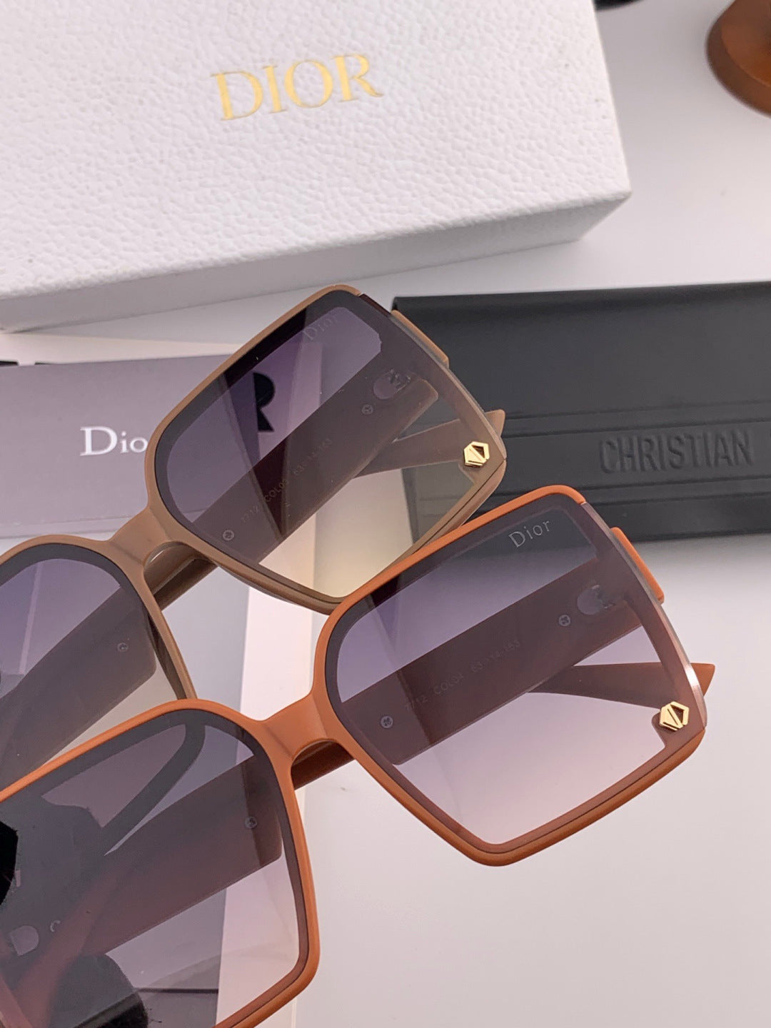 Dior CD1277 Polarized Square Red Lens Sunglasses for Women - 997988 - detail image 4