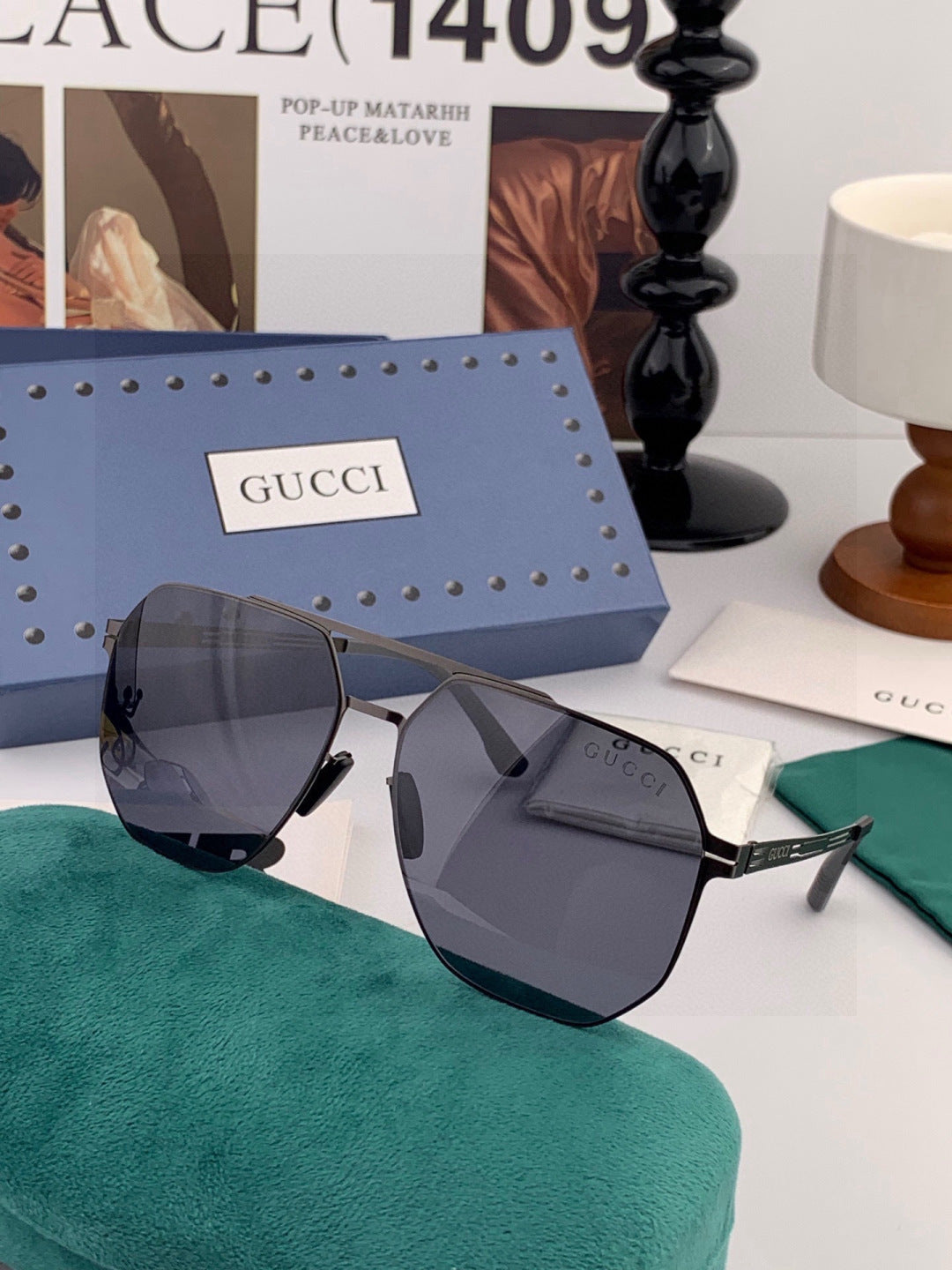 Gucci G611 Polarized Fashion Black Lens Sunglasses for Men & Women - 132271 - detail image 2
