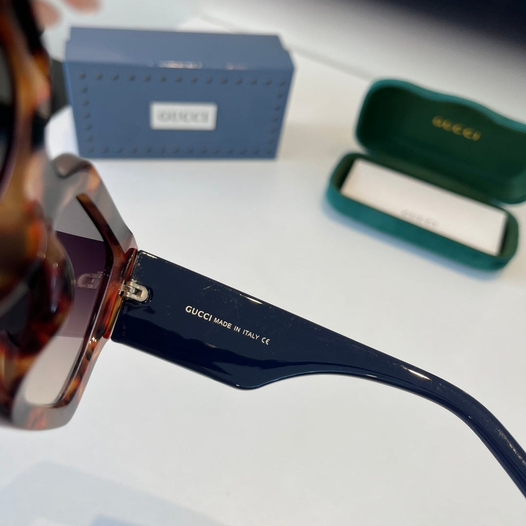 Gucci Oversized Red Lens Sunglasses for Men & Women - 132235 - detail image 9