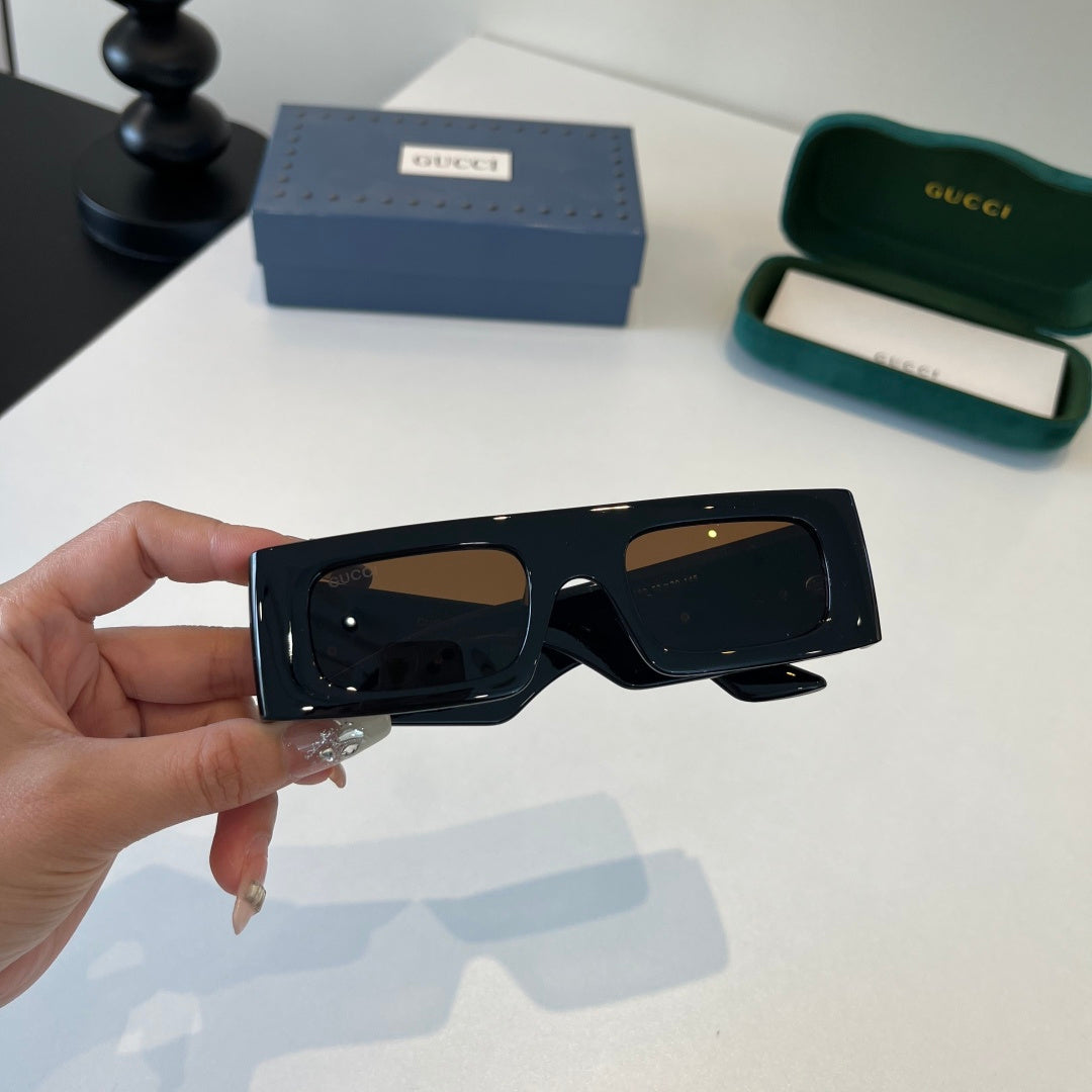 Gucci Oversized Silver Lens Sunglasses for Men & Women - 132243 - detail image 7