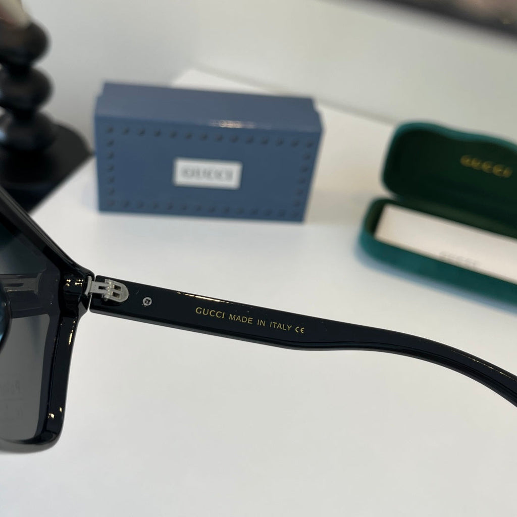 Gucci Fashion Black Lens Sunglasses for Men & Women - 132261 - detail image 7