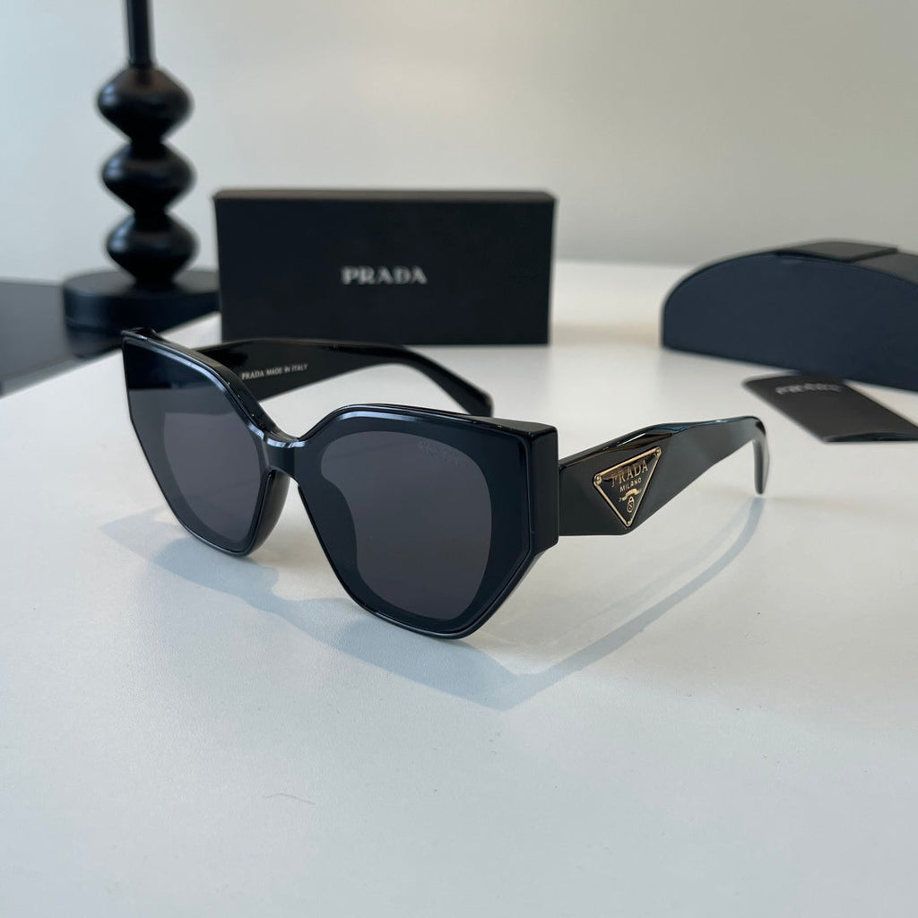 Prada Fashion Black Lens Sunglasses for Men & Women - 465555 - detail image 3