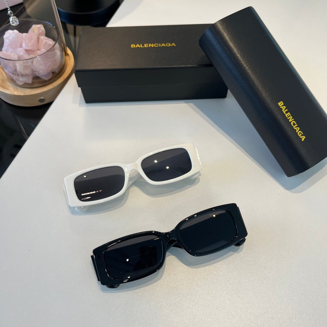 Balenciaga Rectangular Silver Lens Sunglasses for Men & Women - 372347 - detail image 7