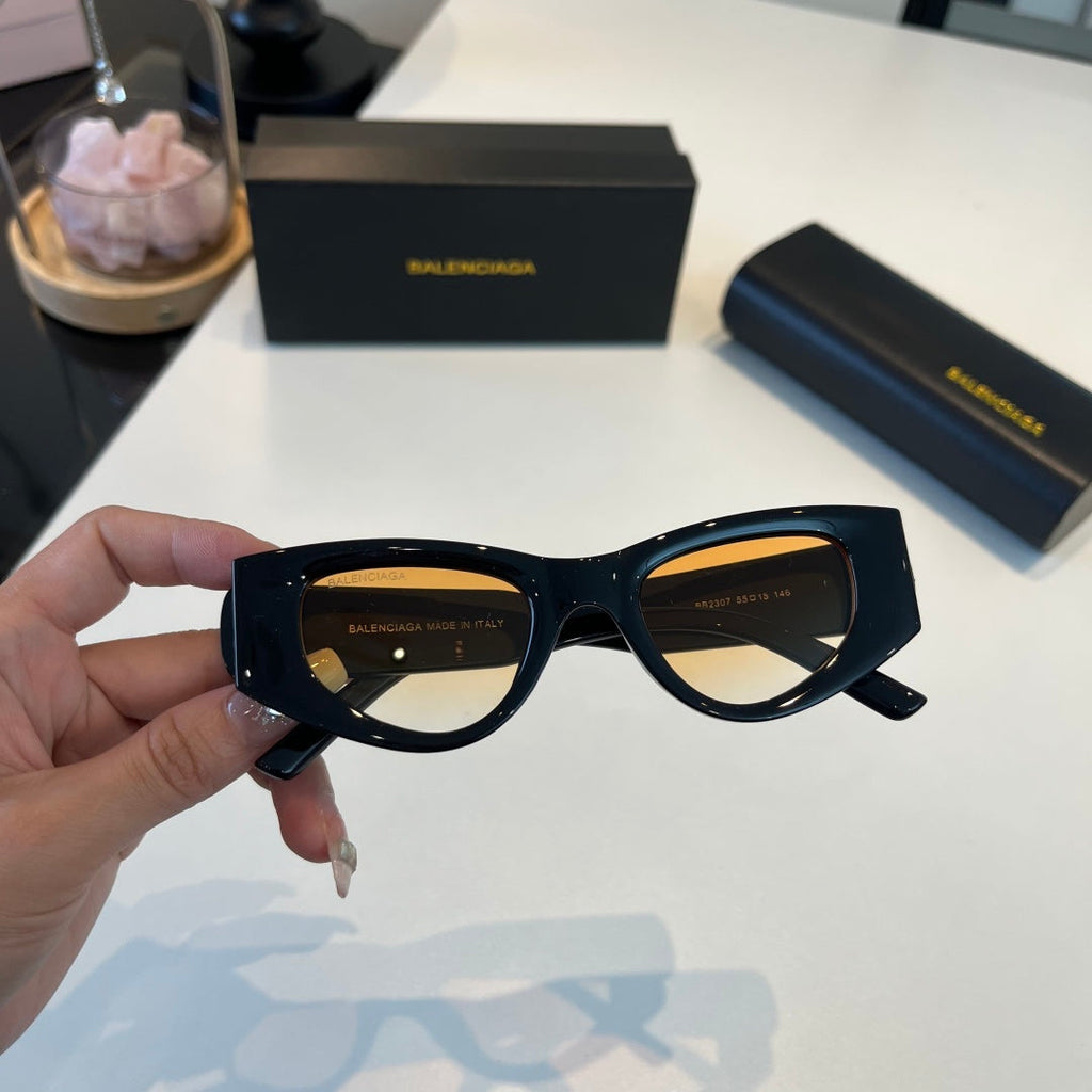 Balenciaga Rectangular Brown Lens Sunglasses for Men & Women - detail image 6