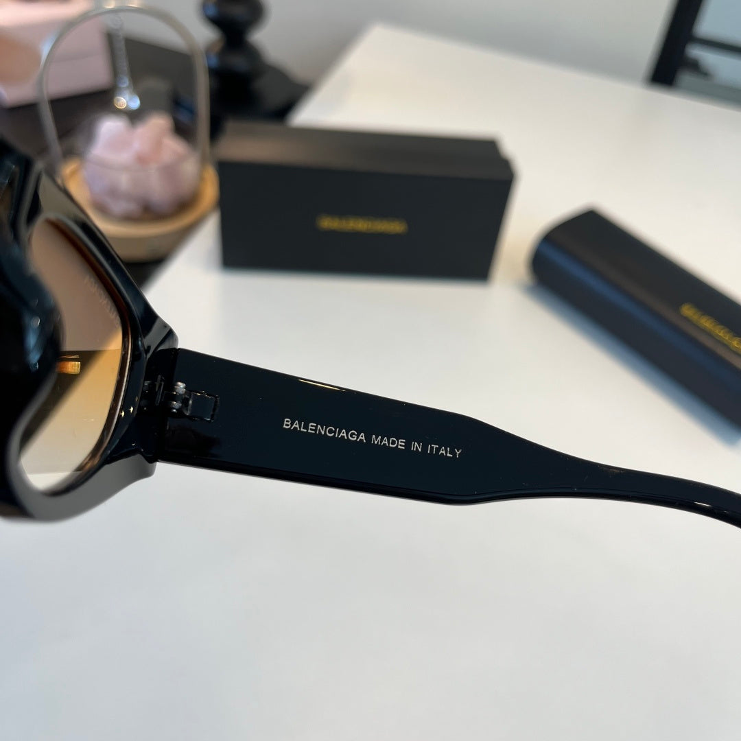 Balenciaga Rectangular Brown Lens Sunglasses for Men & Women - 158567 - detail image 9