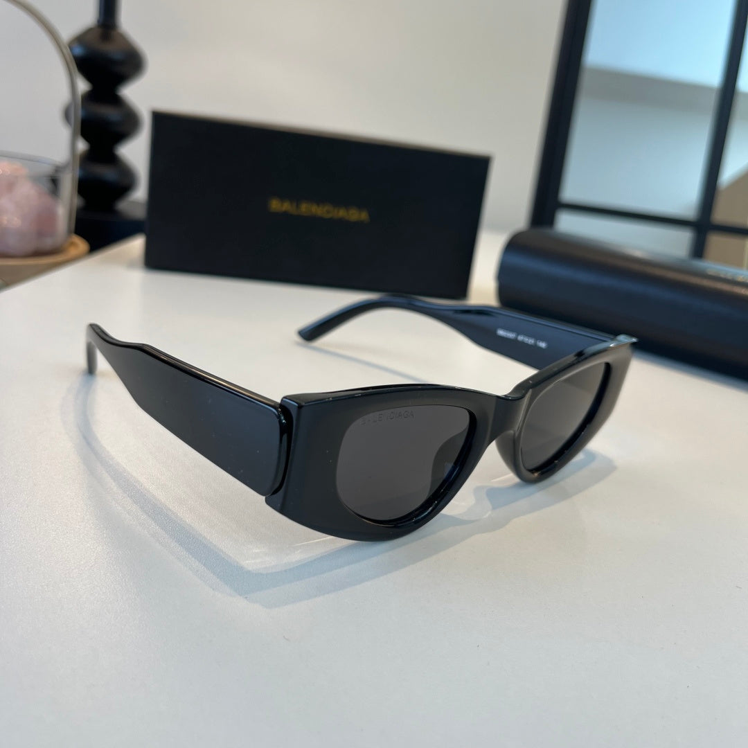 Balenciaga Rectangular Black Lens Sunglasses for Men & Women - 416136