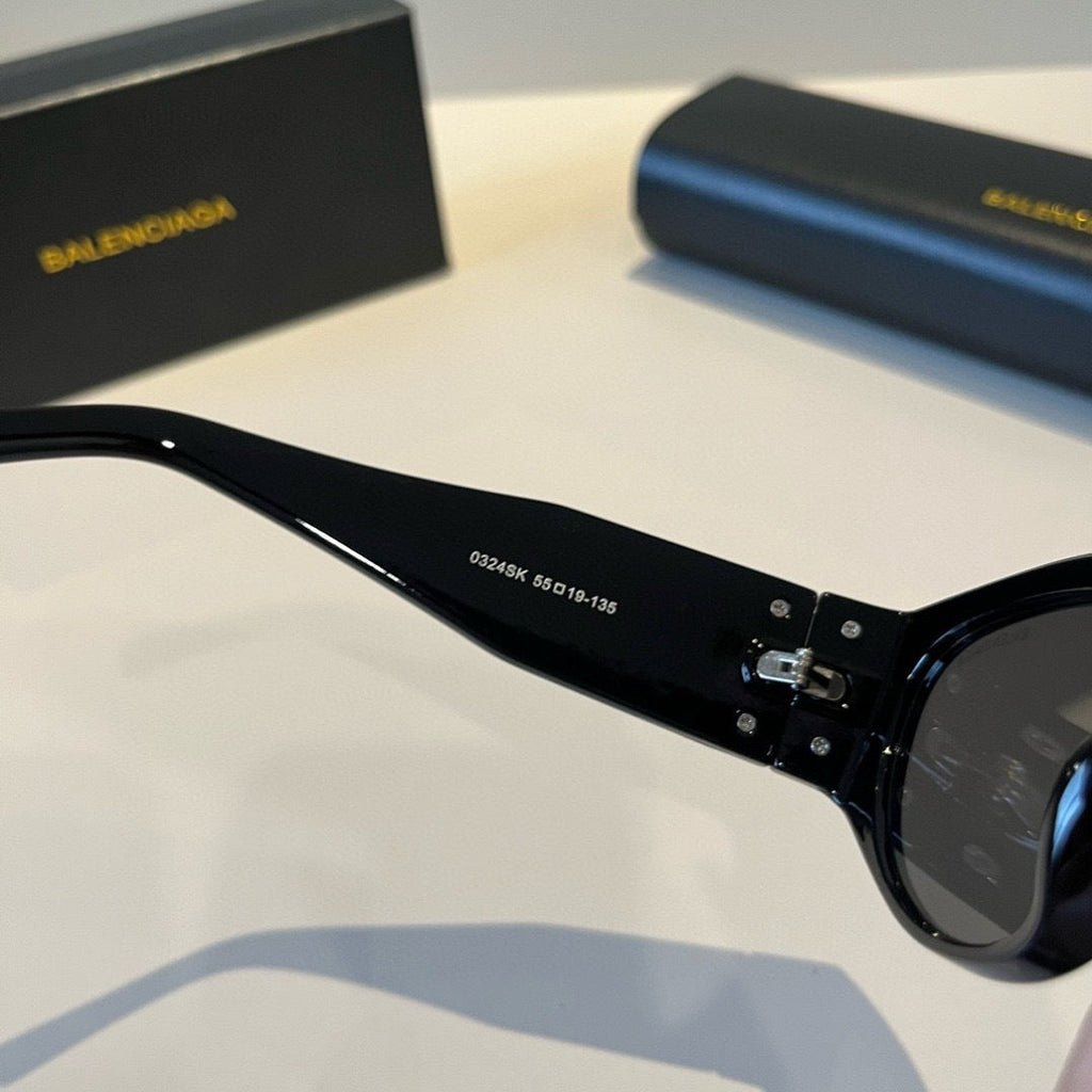 Balenciaga Rectangular Black Lens Sunglasses for Men & Women - 416089 - detail image 10