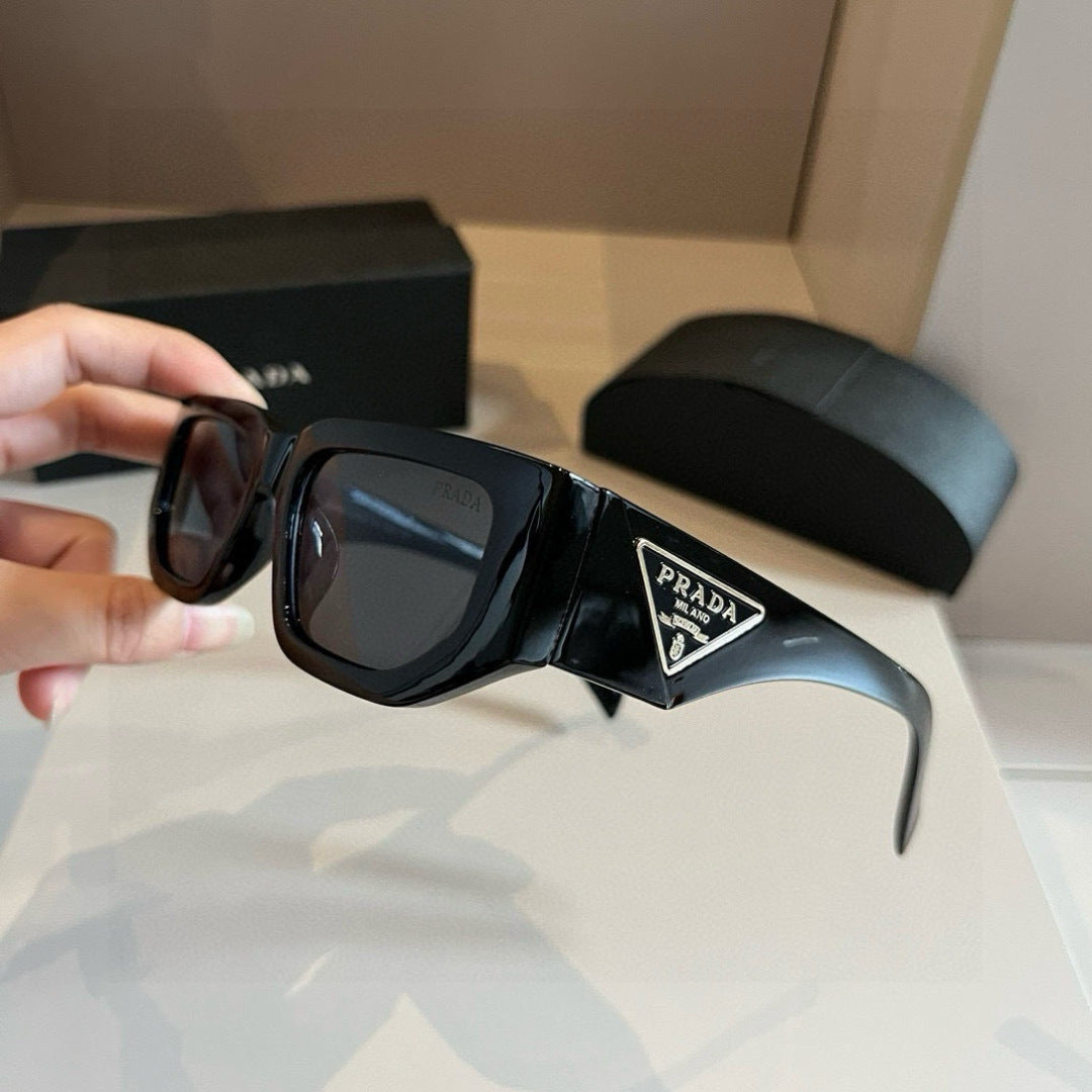 Prada Fashion Black Lens Sunglasses for Men & Women - 415808 - detail image 6