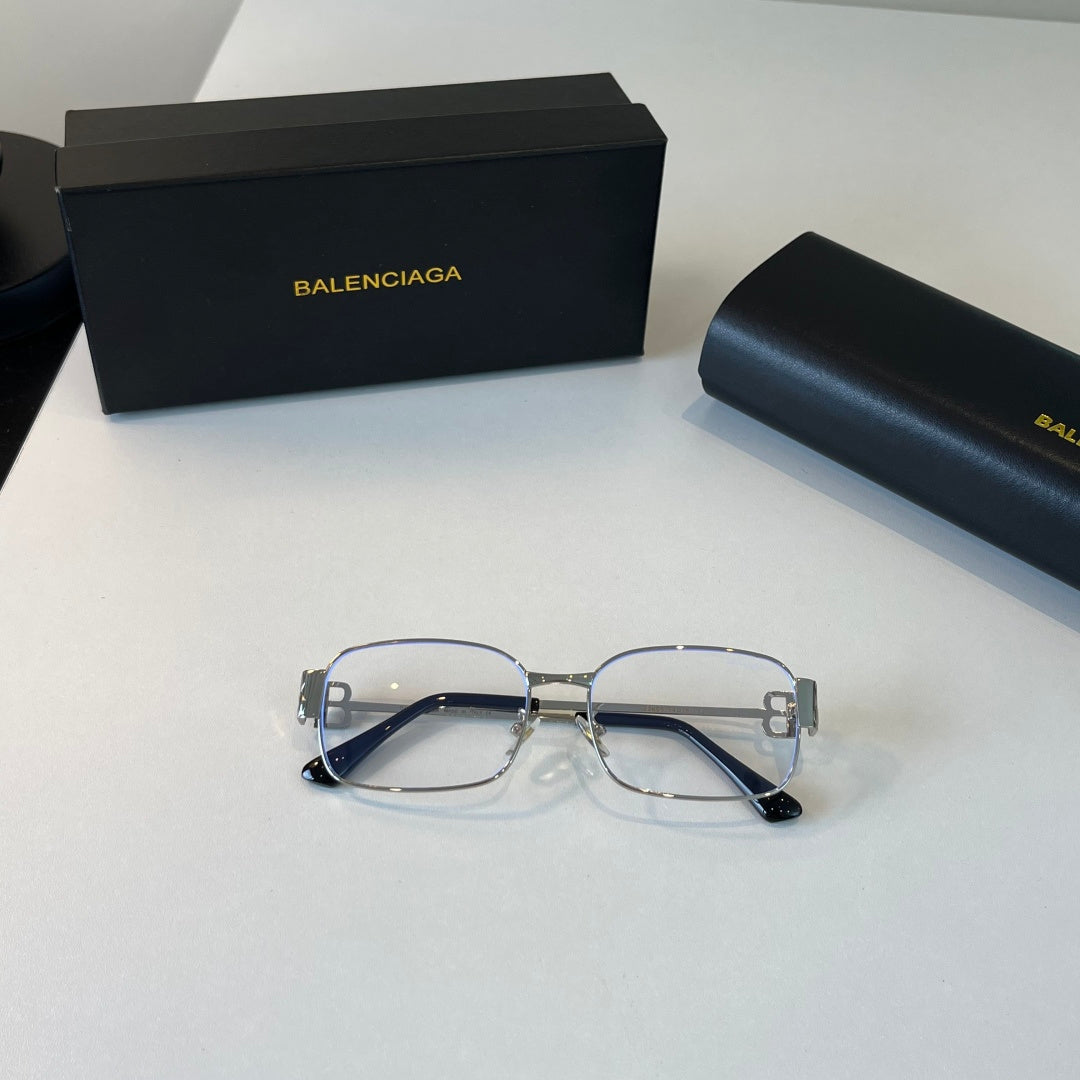 Balenciaga Rectangular Silver Lens Sunglasses for Men & Women - 399138 - detail image 4