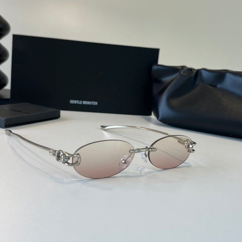 Gentle Monster Fashion Silver Lens Sunglasses for Men & Women - 488022