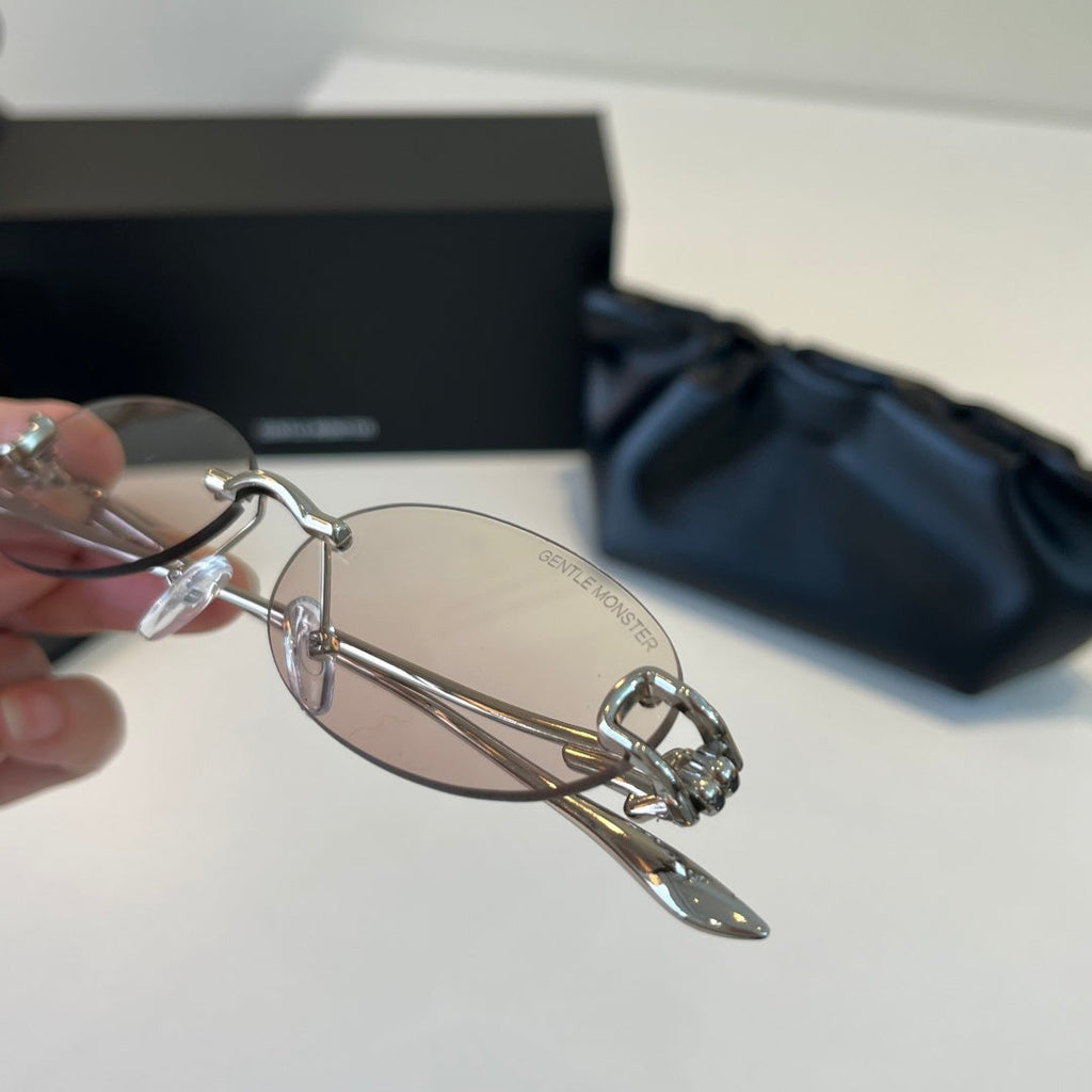 Gentle Monster Fashion Silver Lens Sunglasses for Men & Women - 488022 - detail image 6
