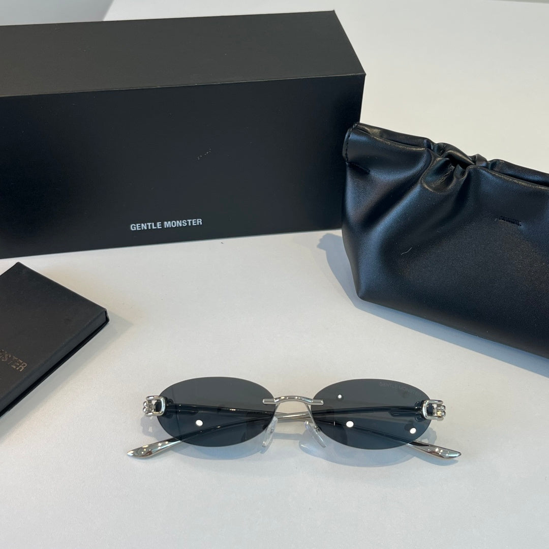 Gentle Monster Fashion Silver Lens Sunglasses for Men & Women - 416455 - detail image 4