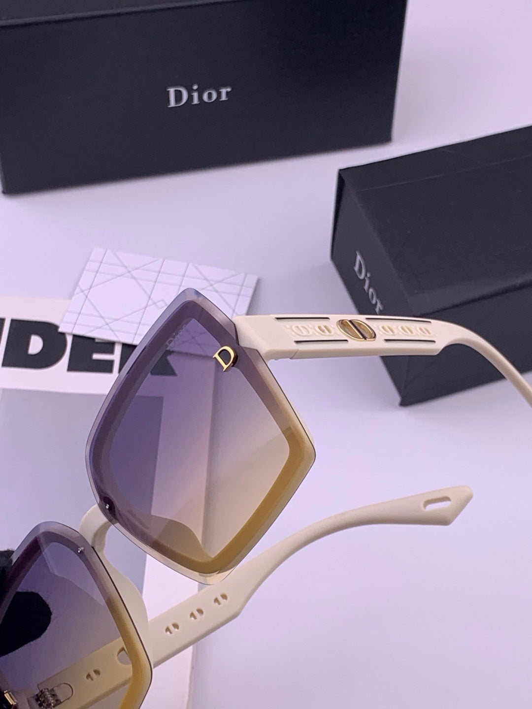 Dior CD2590 Polarized Square Red Lens Sunglasses for Women - 358219 - detail image 3