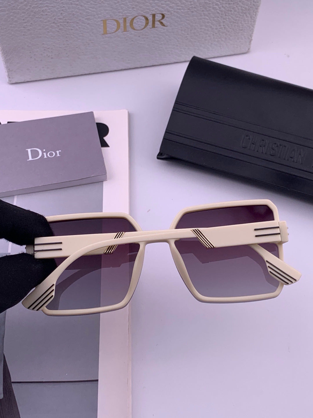 Dior CD8226 Polarized Square Red Lens Sunglasses for Women - 358223 - detail image 4