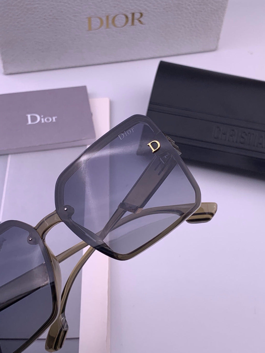 Dior CD8226 Polarized Square Gold Lens Sunglasses for Women - 358224 - detail image 4