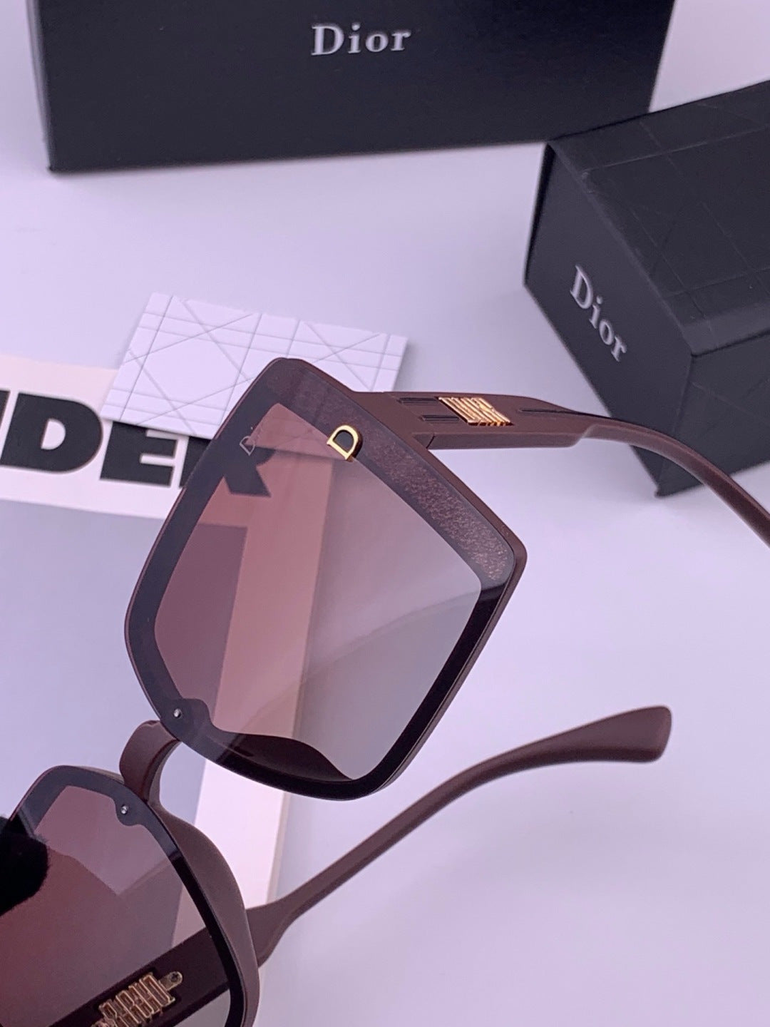 Dior D5290 Polarized Square Brown Lens Sunglasses for Men & Women - 371898 - detail image 3