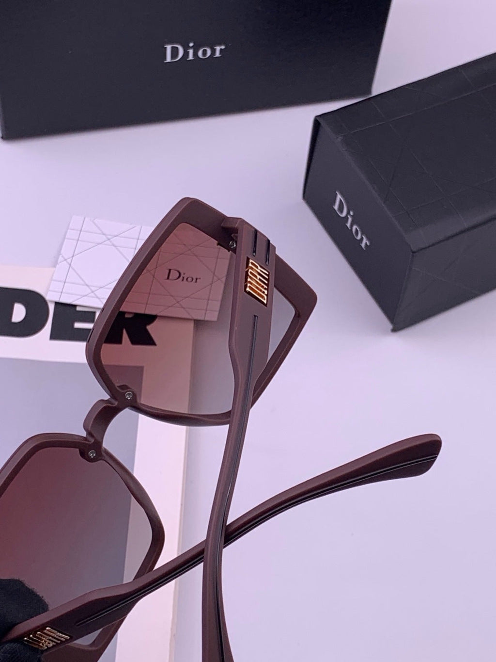 Dior D5290 Polarized Square Brown Lens Sunglasses for Men & Women - 371898 - detail image 4