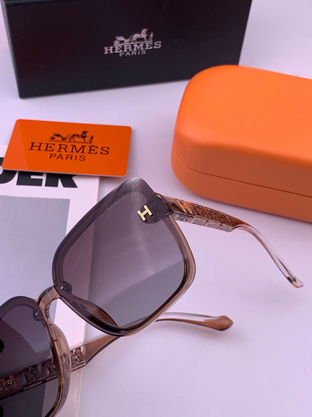 Hermès H7993 Square Gold Lens Sunglasses for Men & Women - 372639 - detail image 3