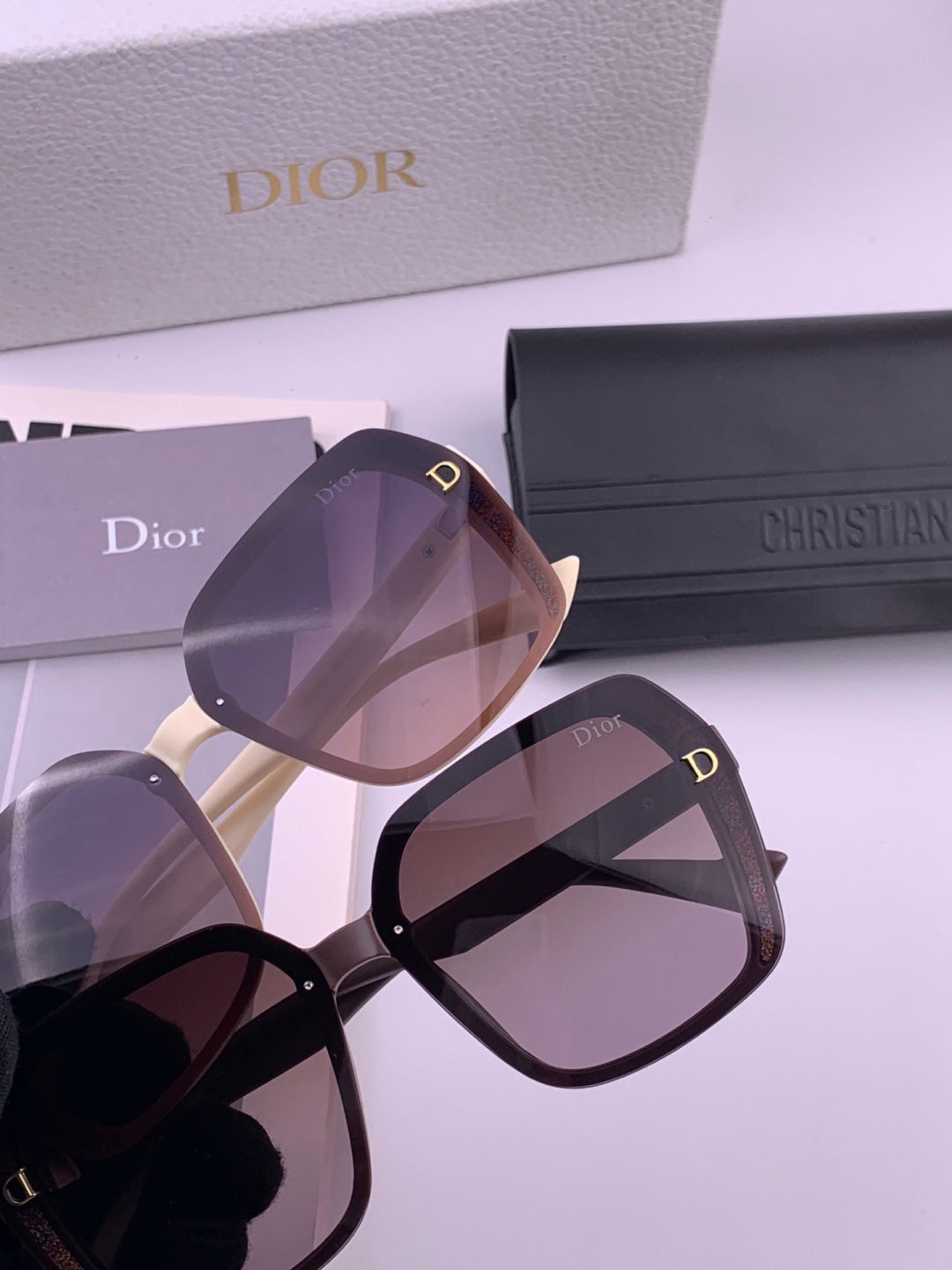 Dior D3200 Polarized Fashion Black Lens Sunglasses for Men & Women - 371957 - detail image 3