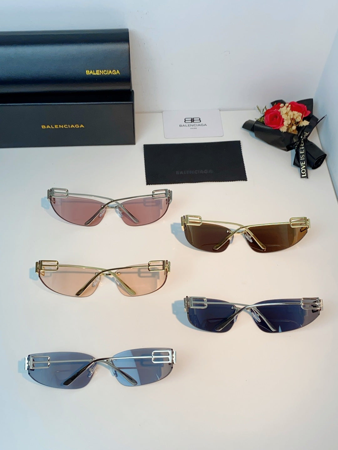 Balenciaga Lightweight Rimless Gold Lens Sunglasses for Men & Women - 399134 - detail image 12