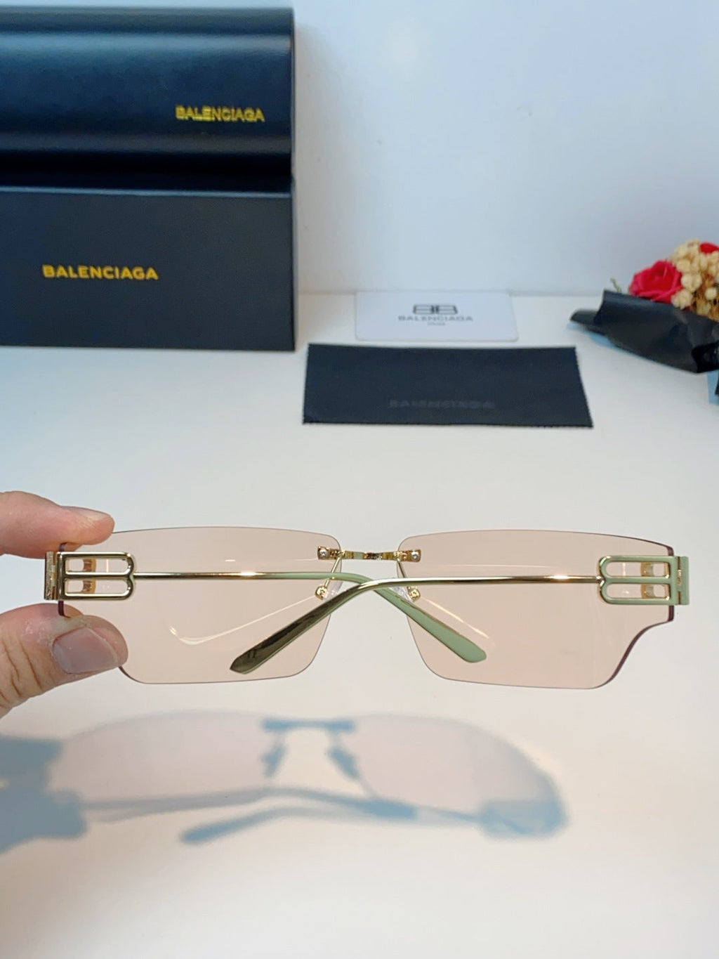 Balenciaga Lightweight Rimless Gold Lens Sunglasses for Men & Women - detail image 5