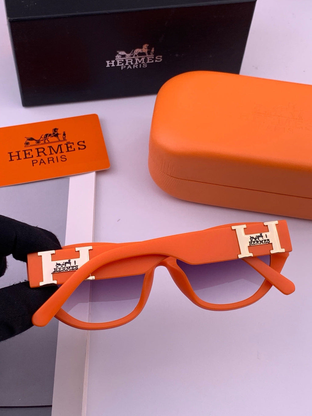 Hermès H37005 Square Red Lens Sunglasses for Men & Women - 399444 - detail image 4