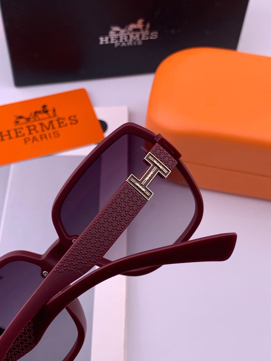 Hermès H8303 Square Black Lens Sunglasses for Men & Women - 399456 - detail image 4