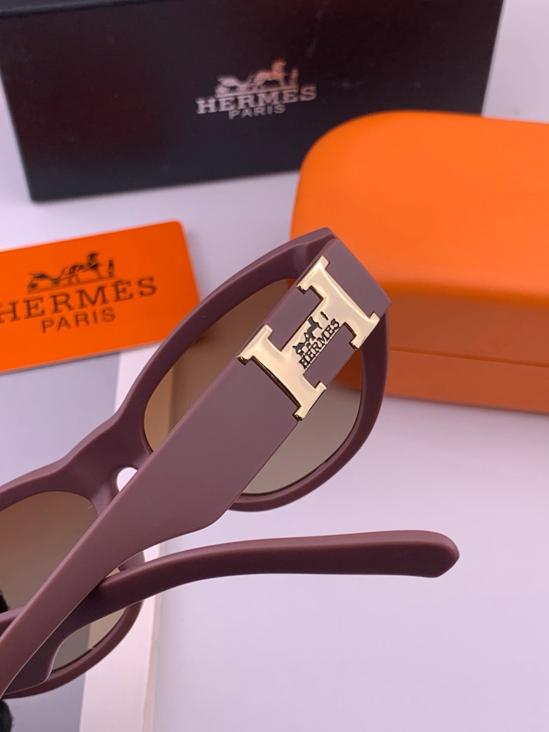Hermès H37005 Square Red Lens Sunglasses for Men & Women - 416541 - detail image 4