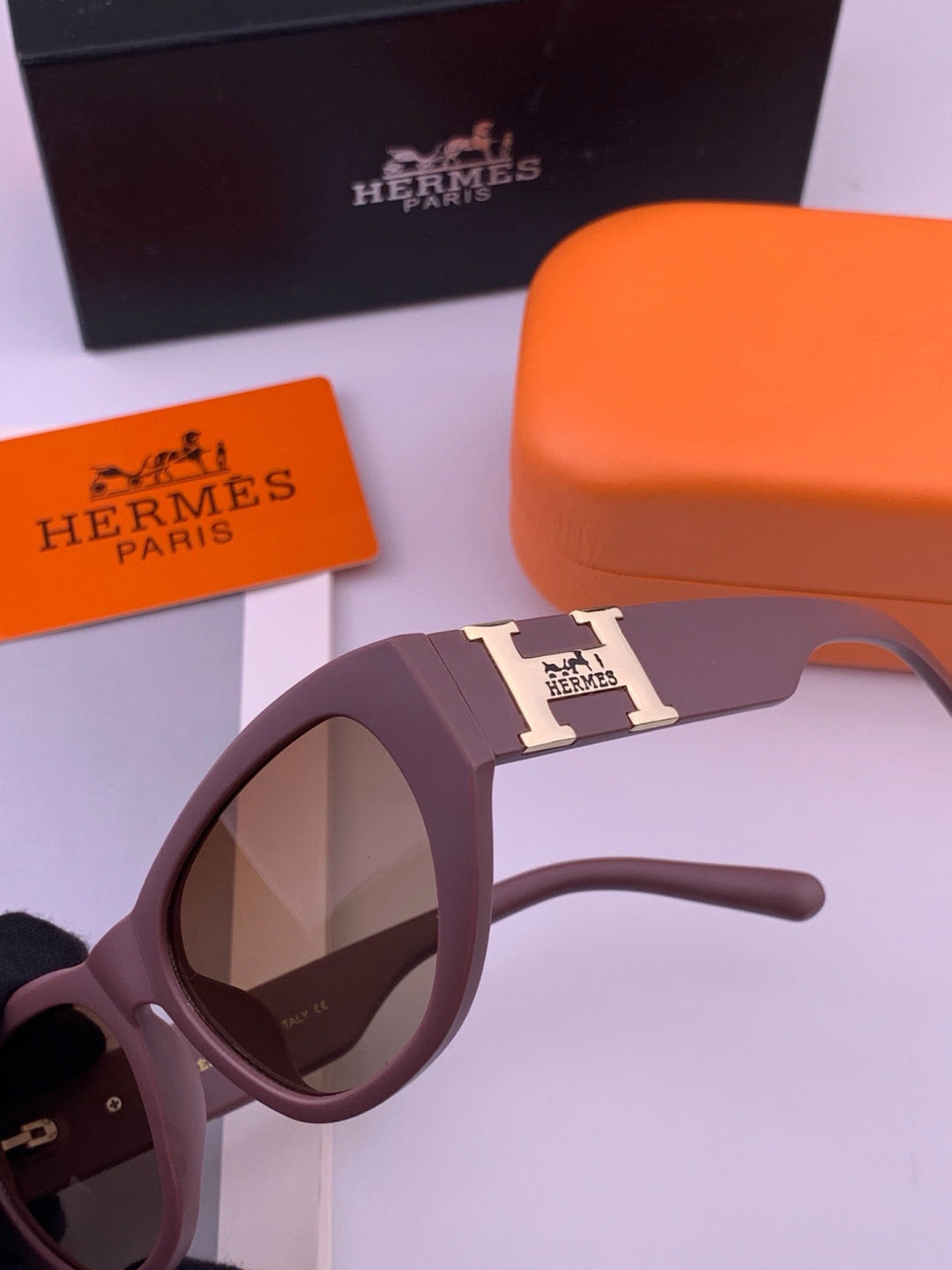 Hermès H37005 Square Red Lens Sunglasses for Men & Women - 416541 - detail image 2