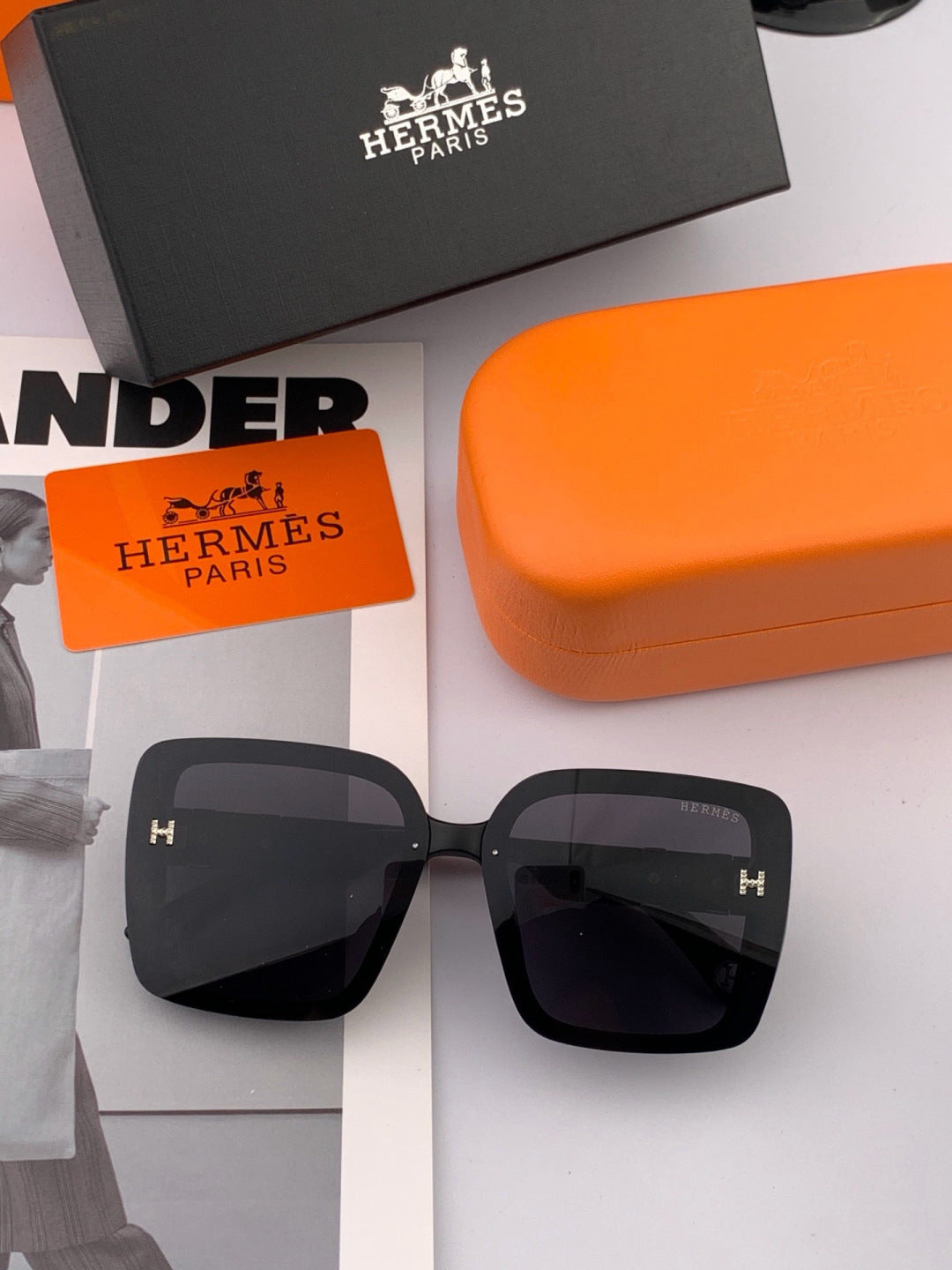 Hermès H2304 Square Pink Lens Sunglasses for Men & Women - 432998 - detail image 2