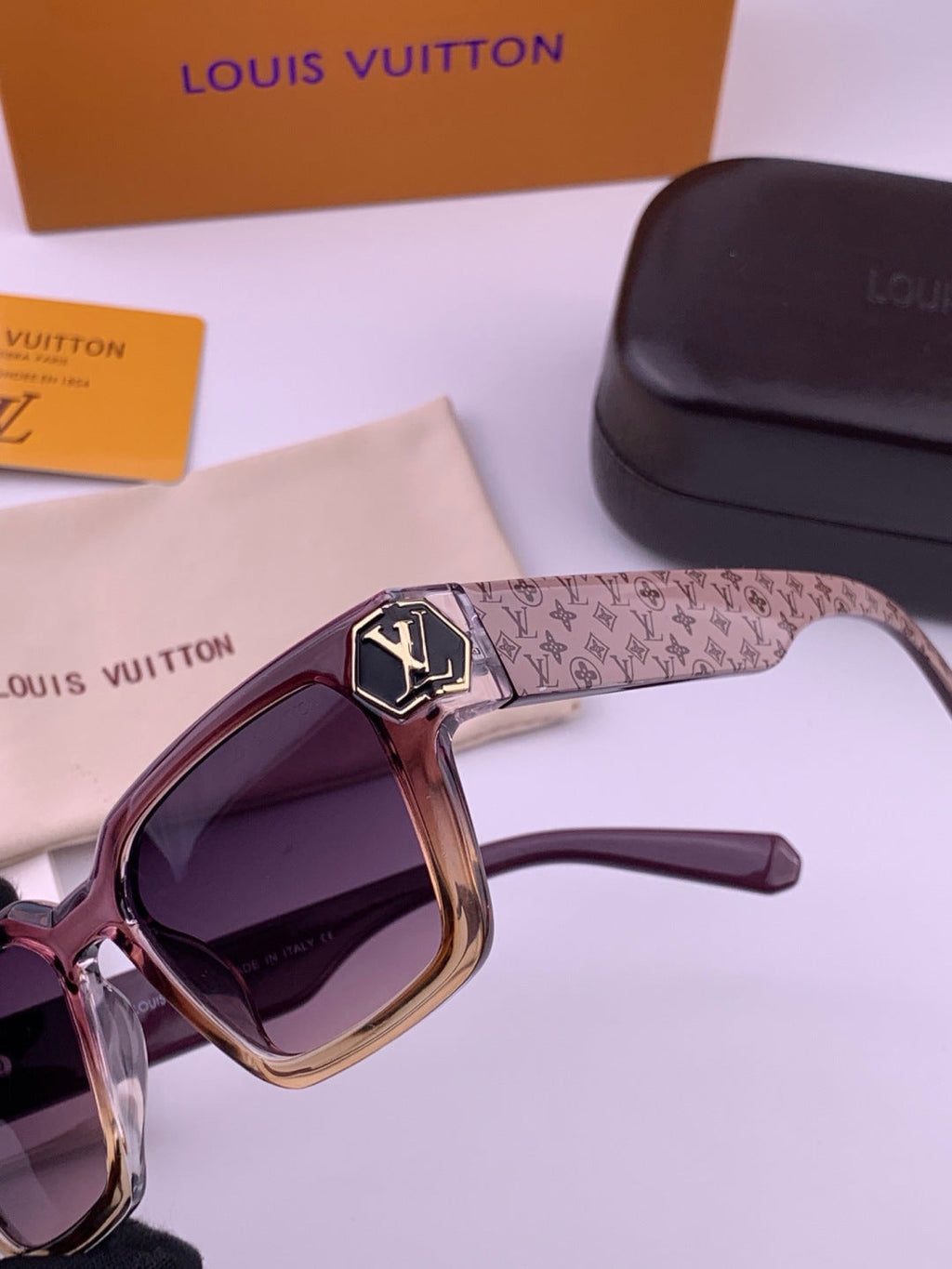 Louis Vuitton Fashion Gold Lens Sunglasses for Men & Women - 448509 - detail image 5