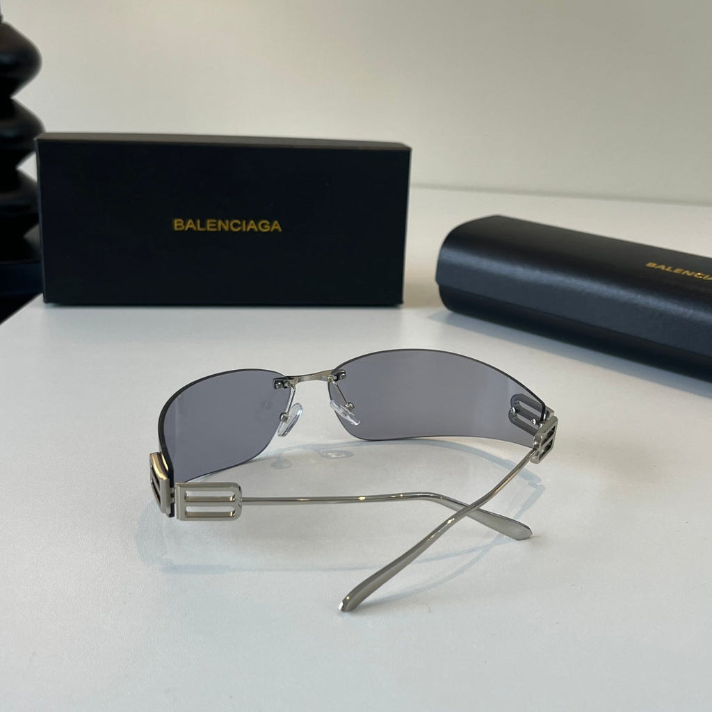 Balenciaga Rectangular Silver Lens Sunglasses for Men & Women - 487538 - detail image 5