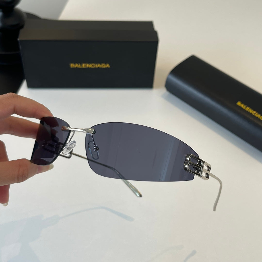 Balenciaga Rectangular Silver Lens Sunglasses for Men & Women - 466024 - detail image 6